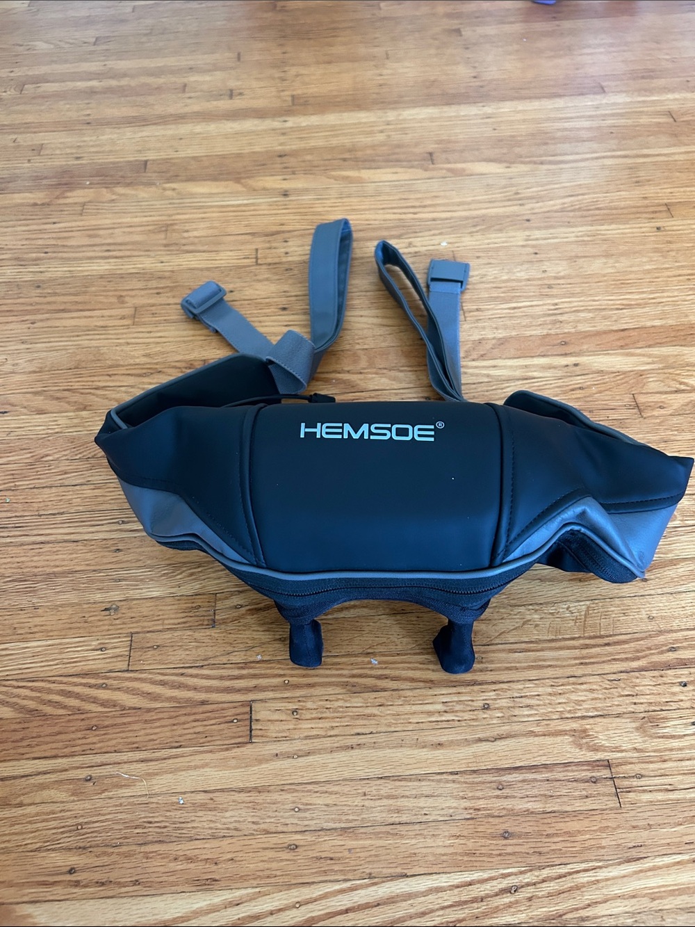 Hemsoe shiatsu neck massager with heat